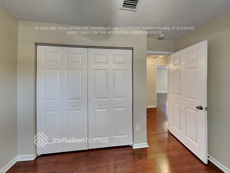 Building Photo - 5203 Eagle Cay Pl