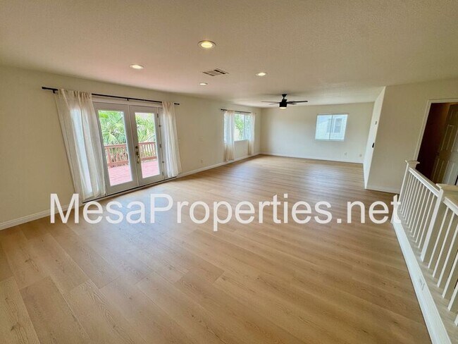 Building Photo - 6695 Goldy St