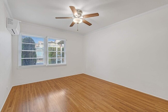 Building Photo - 340 N Monterey St