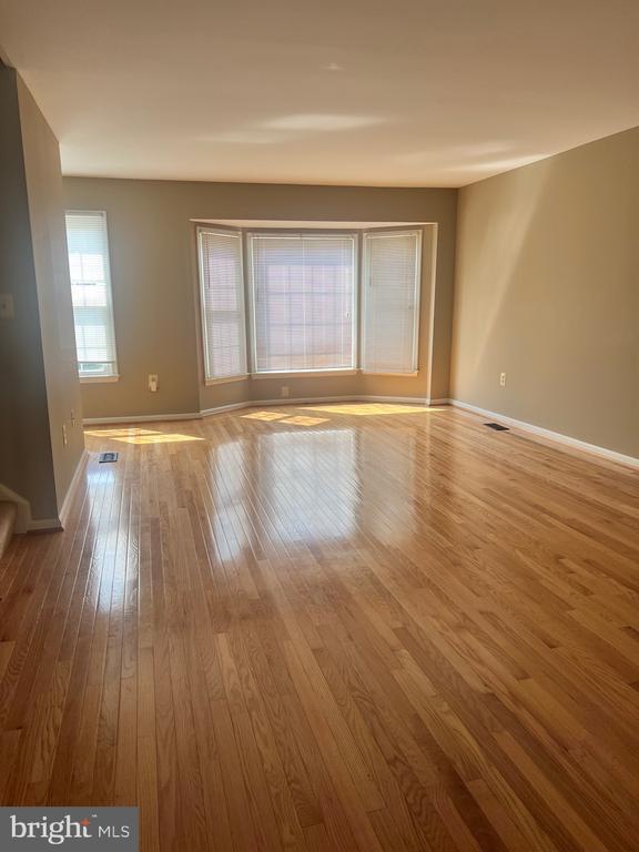 Building Photo - 208 Fair Oaks Ave
