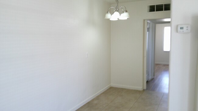 Building Photo - 1132 S Roosevelt St
