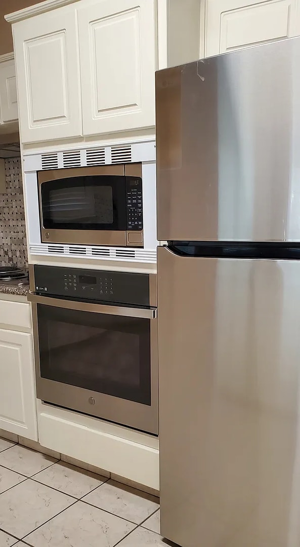 Building Photo - Beautiful Four Bedroom Home in Clovis North School District!