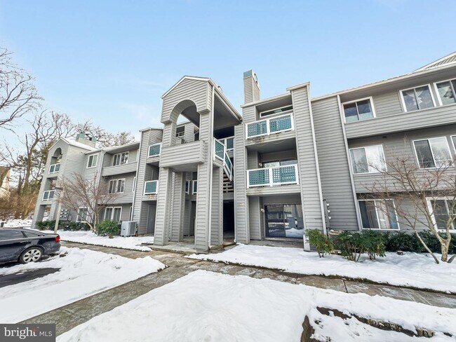 Building Photo - 11741 Summerchase Cir