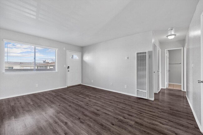 Building Photo - 1133 Ohio Ave.