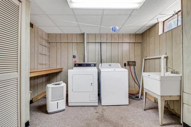 Building Photo - Get $750 off your security deposit!