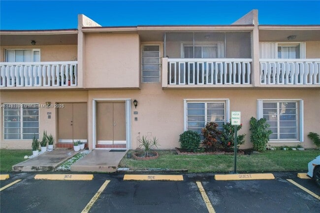 Primary Photo - 17190 SW 94th Ave