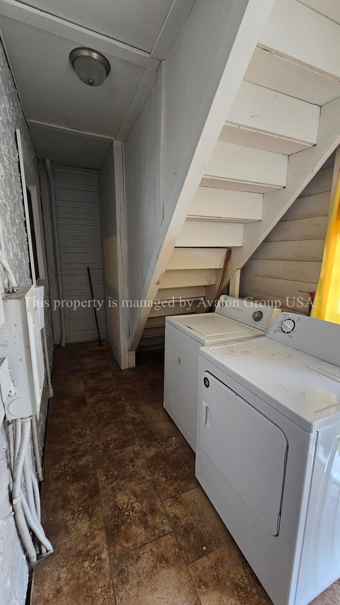 Building Photo - 2655 College St