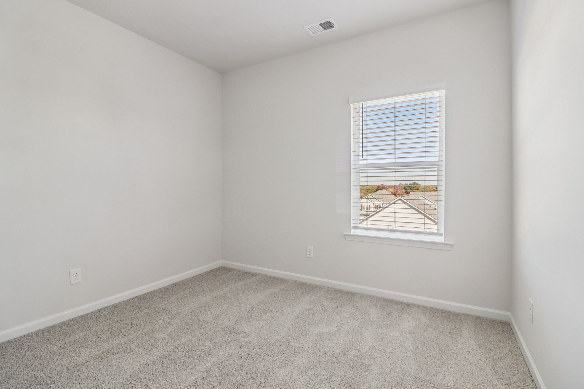 Building Photo - 700 Shetland Trl