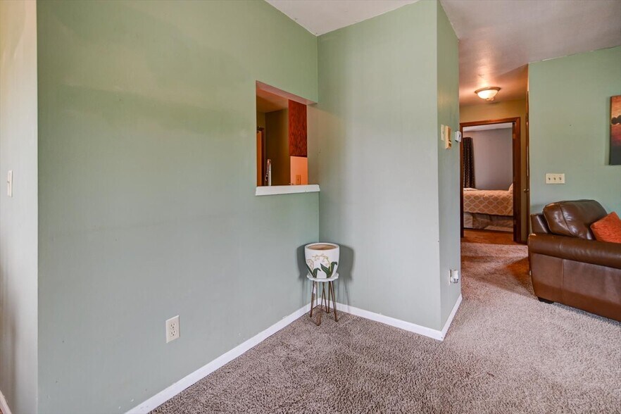 Building Photo - 2850 Cimarron Trl