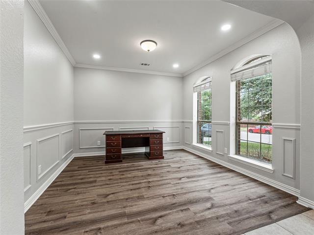 Building Photo - 2308 Fountain Gate Dr