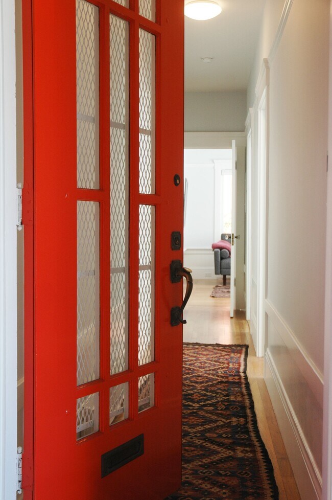 Building Photo - 46 Jersey Street