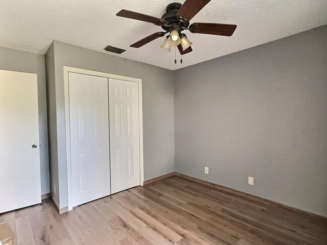 Building Photo - 3831 Cocoplum Cir