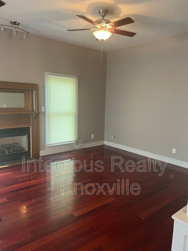 Building Photo - 229 Deaderick Ave