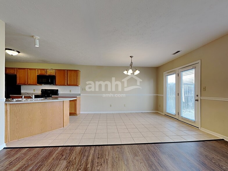 Building Photo - 16938 Maraschino Dr