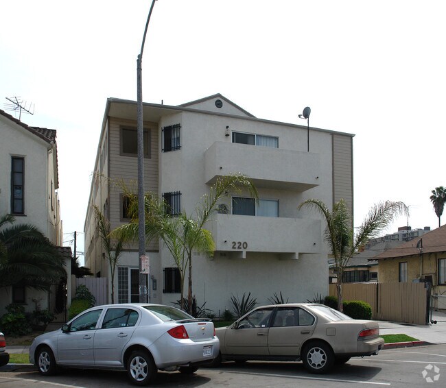 Building Photo - Twelve Street Apartments