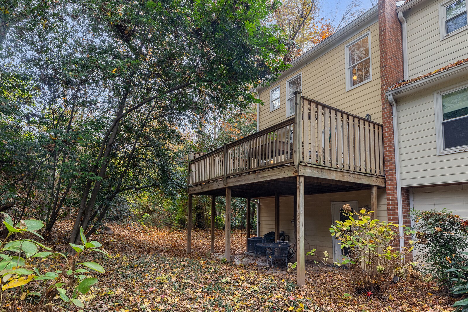 Building Photo - 104 Terrace Dr NE