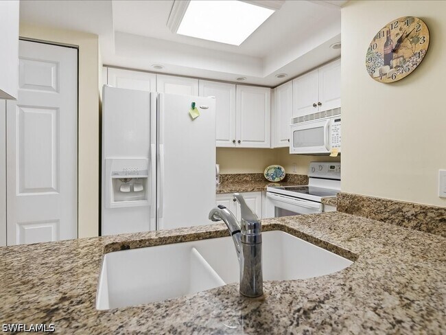 Building Photo - 13264 White Marsh Ln