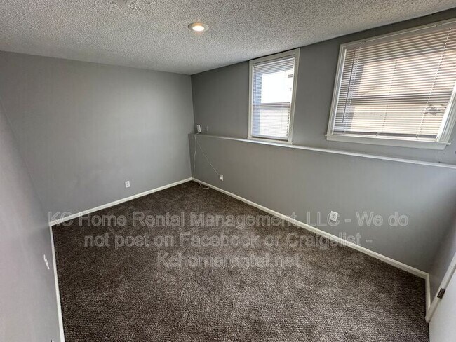 Building Photo - 1255 Petzold Dr