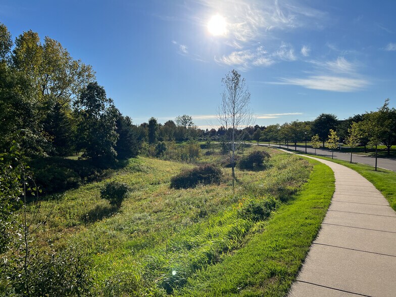 Building Photo - 3443 Cherry Ln