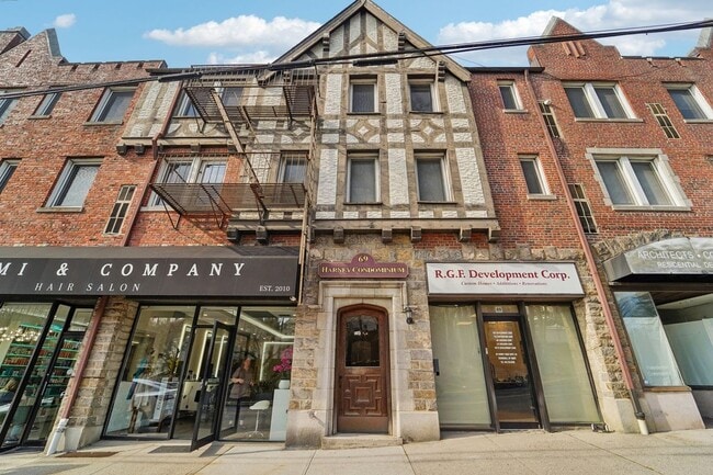 Building Photo - 69 Harney Rd