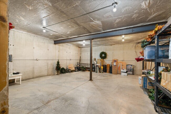 Building Photo - 5910 Screaming Eagle Ln