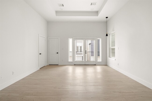 Building Photo - 107 Tolima Dove St