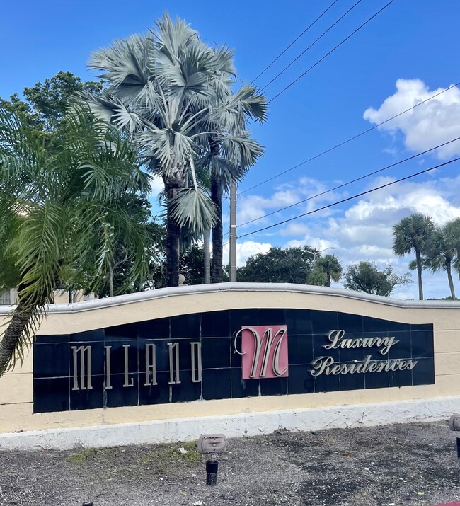 Building Photo - 1743 Village Blvd