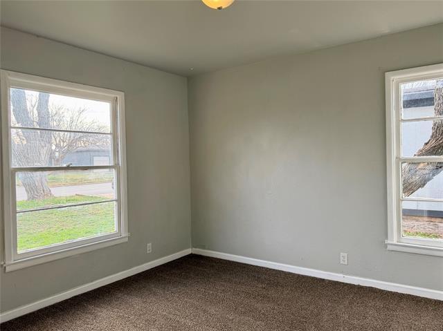 Building Photo - 1126 S Bowie Dr