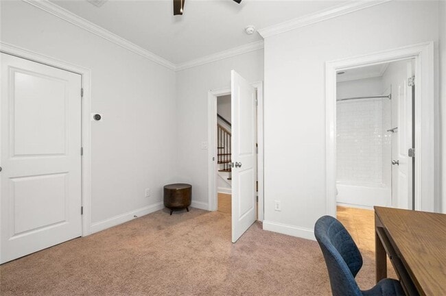 Building Photo - 821 Virginia Park Cir NE