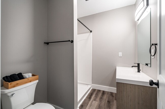 Building Photo - Rare Frederick Townhouse Unit - across from Whole Foods, St. Mary's, Bradford Beach