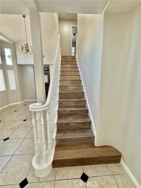 Building Photo - 930 S Charlotte Ave