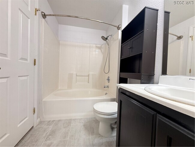 Building Photo - 5855 Valley Dr