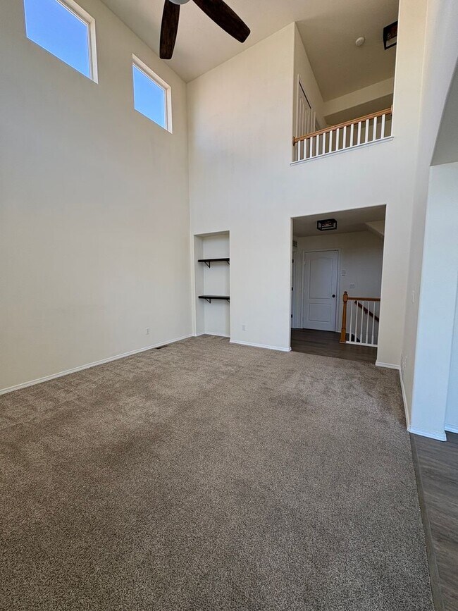 Building Photo - Stunning 2-Story 4 Bedroom Home With Finished Walk-Out Basement and Bonus Room