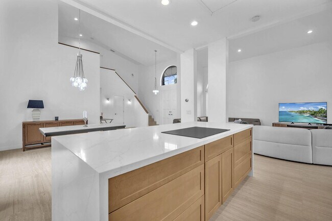 Building Photo - 6438 Via Rosa