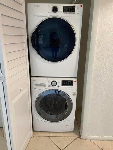 Building Photo - 1291 NW 13th St