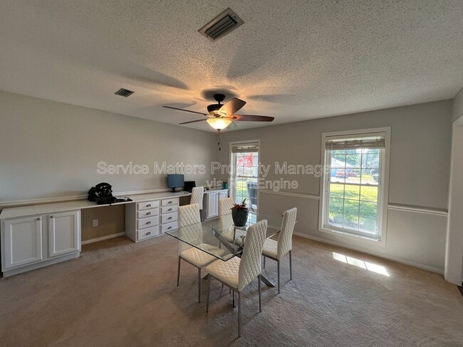 Building Photo - 6004 Players Pl