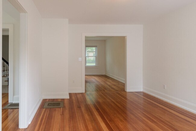 Building Photo - 3 Westerly St