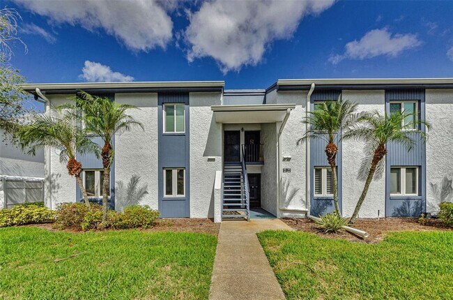 Primary Photo - 146 Cypress Ln