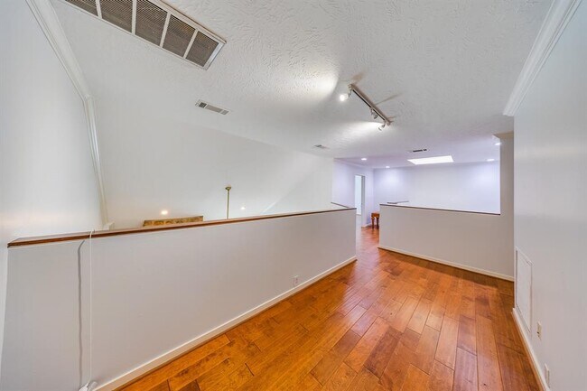 Building Photo - 2819 Bering Dr