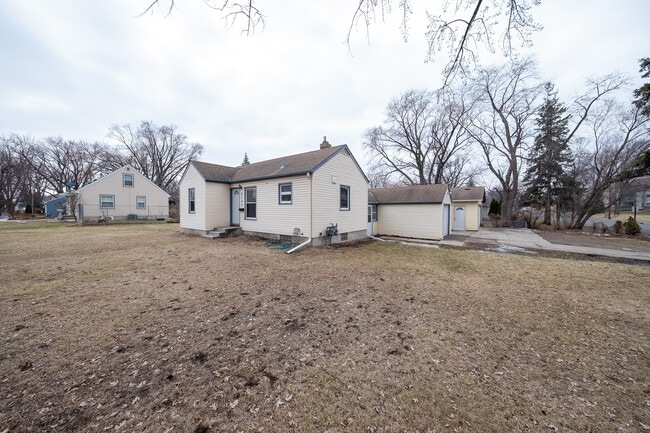 Building Photo - 8700 Nicollet Ave