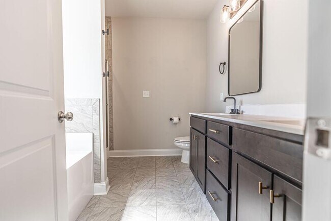 Building Photo - 151 Titleist Ct