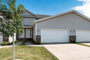 Building Photo - 5147 Kacena Ave