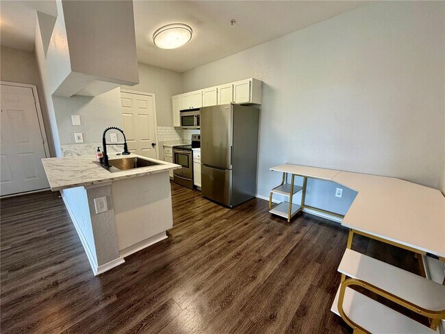 Building Photo - 13115 Sanctuary Cove Dr