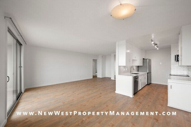 Building Photo - Renovated Banker's Hill 2 Bedroom at Laure...