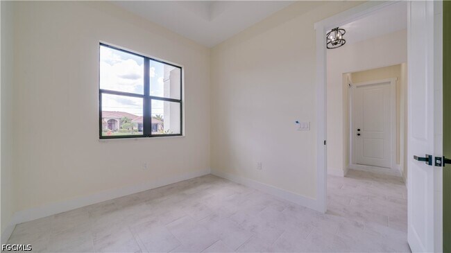 Building Photo - 3805 SW 1st St