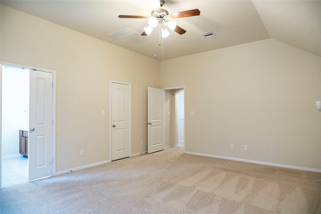 Building Photo - 7115 Ironwood Forest Dr