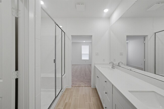 Building Photo - 31927 Rich Mdw Ct