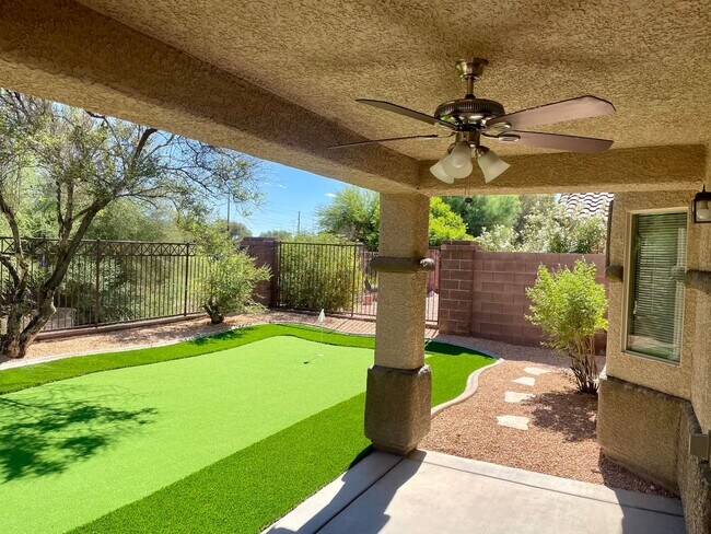 Building Photo - BEAUTIFUL SINGLE STORY HOME IN GATED COMMUNITY OF STALLION MOUNTAIN