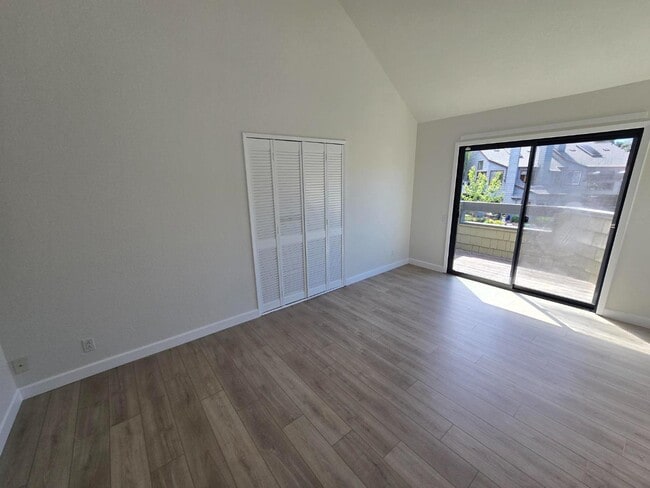 Building Photo - 119 Harbor Seal Ct