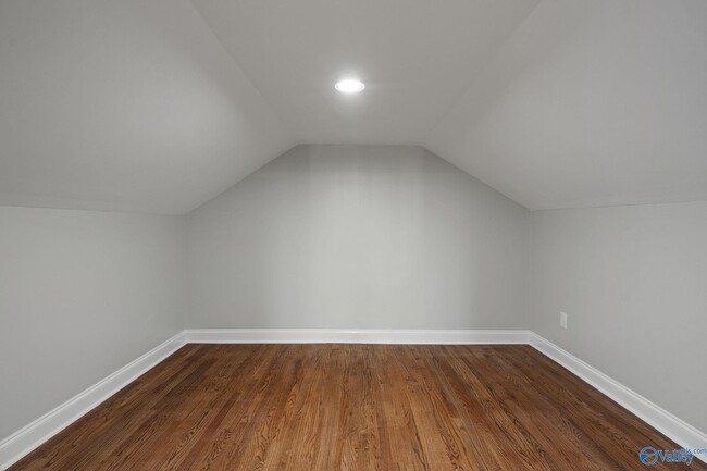 Building Photo - 1518 Beirne Ave NE